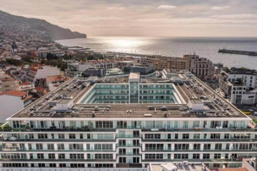 La Vie - Center & Free Park Apartment *