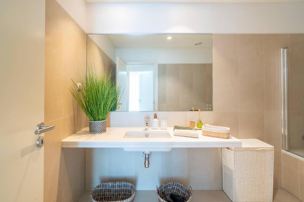 La Vie - Center & Free Park Apartment *